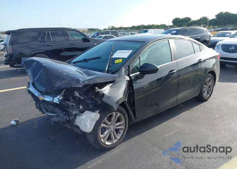 2019 Chevrolet Cruze Lt from USA, damaged, VIN 1G1BE5SM4K7145326